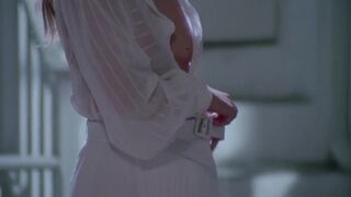 Silvia Dionisio sexy  - Hot Stuff (Paura in città) (1976) nude video