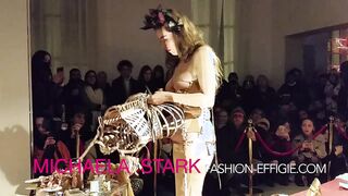 STARK NAKED-FASHION.EFFIGIE.COM