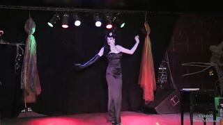 Naked Bourlesque (night club)