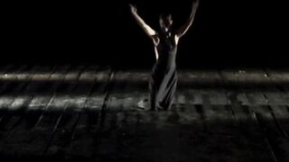 Performance Nude - Realization