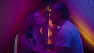 Lisa Wagner, Katia Fellin - Die Wespe (2022) s02-e02,04,05