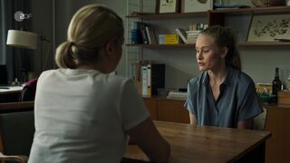 Nina Wolf nude - Theresa Wolff s01e03 (2023)