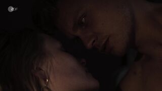 Nina Wolf nude - Theresa Wolff s01e03 (2023)