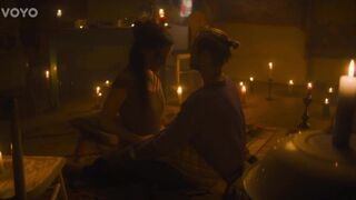 Petra Buckova nude - Jitrní záre s01e01-02 (2022)