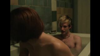 Sasha Frolova nude - Little America (2022) s02e05
