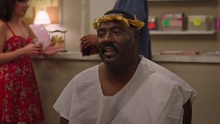 Rashawn Nadine Scott busty - South Side s03e07 (2022)