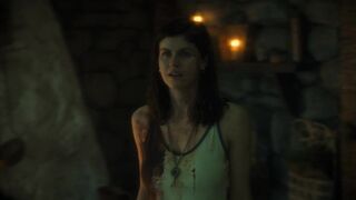 Alexandra Daddario sexy - Anne Rice's Mayfair Witches s01e08 (2023)