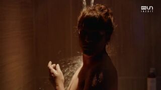 Julie Meunier - Crimes parfaits s02e02 (2018) Topless Video