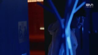 Julie Meunier - Crimes parfaits s02e02 (2018) Topless Video