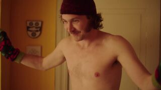 Amy Deasismont topless - Gösta s01e06 (2019)