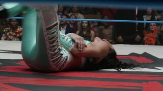 Alison Luff, Mary McCormack, Kelli Berglund, AJ Mendez - Heels s02e03-05 (2023) hot sex & female wrestling episode