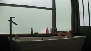 Isabelle Caillat sexy - Hors Saison s01e04 (2022) hot short episode