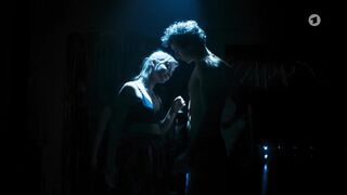 Lea Freund - Der Usedom-Krimi s01e11 (2020) nude movie video