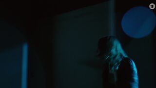 Anke Retzlaff, Picco von Groote hot - Über die Grenze s01e03-04 (2020)