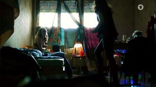 Anke Retzlaff, Picco von Groote hot - Über die Grenze s01e03-04 (2020)