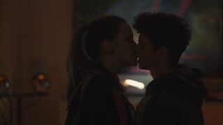 Natalia Jedrus nude - Sortownia s01e06 (2023) lusty orgy TV scene