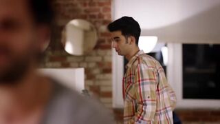 Kim Riedle topless - Sibel und Max s02e03 (2016)