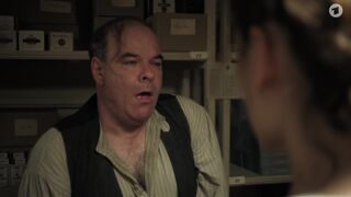 Valerie Stoll nude - Eldorado KaDeWe s01e01 (2021) sexy episode