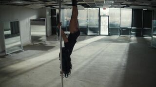 Brandee Evans, etc - P-Valley s02e10 (2022) Topless Video