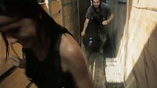 Naсeva Monika nude - Zvirata ve meste (1989)