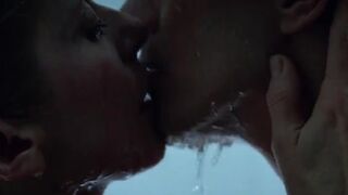 Susan Sarandon, Catherine Deneuve Nude - The Hunger (1983)