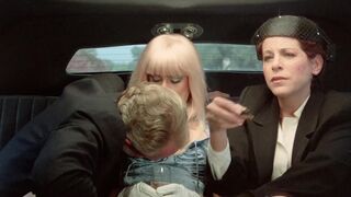 Kathleen_Turner_and_Janice_Renney___Crimes_of_Passion__1984