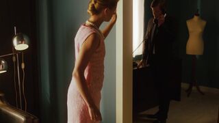 Gry Guldager, Sara Hjort Ditlevsen - Beskyt deres egne (2018) actress topless show