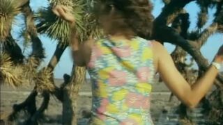 Elizabeth Kaitan, etc- Assault of the Killer Bimbos (1988)