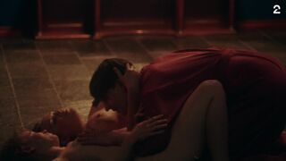 Lea Forbes, Celina Larsen topless - Kids in Crime s01e06 (2022) Hot Scene from the movie