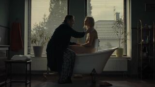 Vanessa Aleksander, Malgorzata Foremniak topless – Krew s01e01e02e06 (2023)