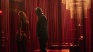 Júlia Palha sexy - O Clube s04e03 (2023) Hot TV Scenes