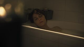 Nudity Bathtub Scene with Paola Cortellesi nude - Petra s01e03 (2020)