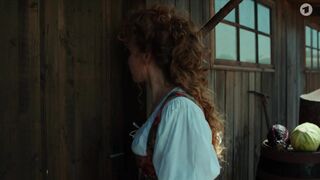 Sofie Gross, Angela Ascher, Brigitte Hobmeier nackte - Oktoberfest 1900  (2020) s01-e03,04