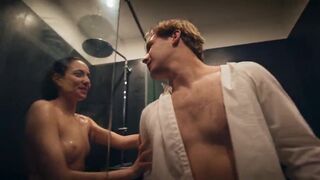 Bathroom Sex Episode Eva Indenbaum nude - Struny s02e01 (2024)