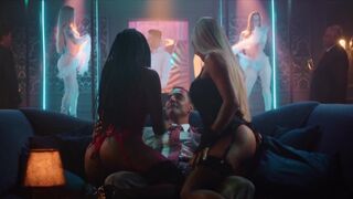 Luana Piovani hot, Vera Kolodzig sexy, Júlia Palha, Mariana Pacheco, Sofia Arruda, Soraia Tavares - O Clube s05e01 (2024) Hot Blowjob and Sex Scenes