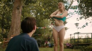 Louise Sophie Arnold sexy - Käthe und ich s05e02 (2024) hot video