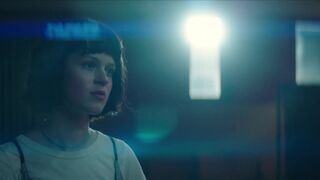 Kathrin Angerer topless, Christina Große ht, Sidney Fahlisch sexy- Nackt über Berlin s01e02e05 (2023)