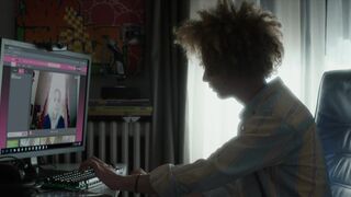 Salome Granelli, Anne Bouvet - Rebecca s01e01-02 (2021) show Tv topless video