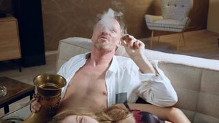 Charlotte Stoiber sexy - Willkommen zu Hause s01e03-04 (2019) Hot Scene from the movie