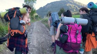 Songa Park sexy - Caminantes s01e01 (2020)