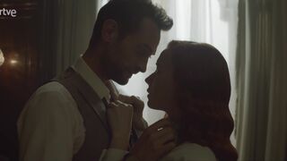 Aria Bedmar sexy - Operación Barrio Inglés s01e08 (2024)