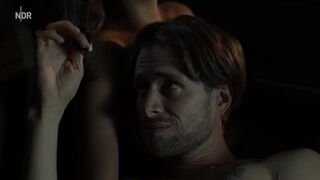 Salka Weber nude, Meryem Ebru Özm sexy, Lea Willkowsky hot - Festmachen s01e01-05 (2024) All Hottest Scenes