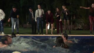 Azul Fernandez, Lesley Grant, Claudia Vega, etc - Merli. Sapere Aude s01e08 (2019) Nude Scene