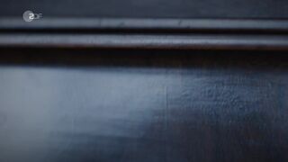 Alice Dwyer, etc - Herr und Frau Bulle s01e01 (2018)