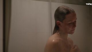Caroline Taillet nude - La Théorie du Y (2022) s03-e05 Hot Bath Scene
