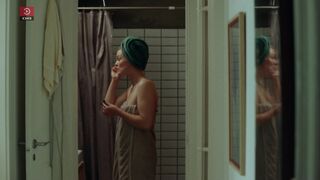 Sofie Torp hot - Vores sidste sommer s01e01-06 (2021) sexy episodes