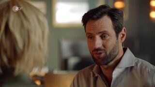 Tanja Wedhorn hot - Fritzie - Der Himmel muss warten (2022) s03e03-04 TV sex Scene