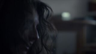 Seyneb Saleh nude -MG (2022) s01-e01