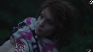 Alix Poisson hot - Sambre s01e01 (2023) TV Show Bed Scene