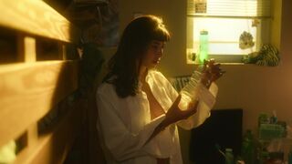 Martine Gutierrez Hot. Fantasmas s01e02 (2024) TV Show Hot Scene